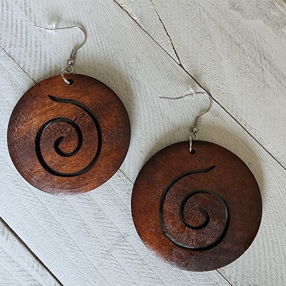 ROUND Wooden Earrings, Large Earrings, Trendy Earrings - Picture 1 of 2